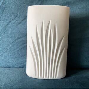 Rosenthal white porcelain vintage Studio-Line vase